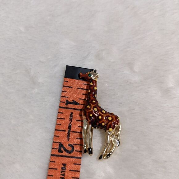 Vintage 1980's Enamel & Goldtone Giraffe Brooche - Picture 9 of 9